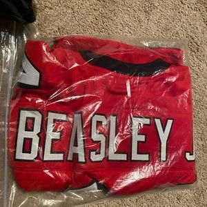 Vic Beasley Atlanta Falcons autograph jersey